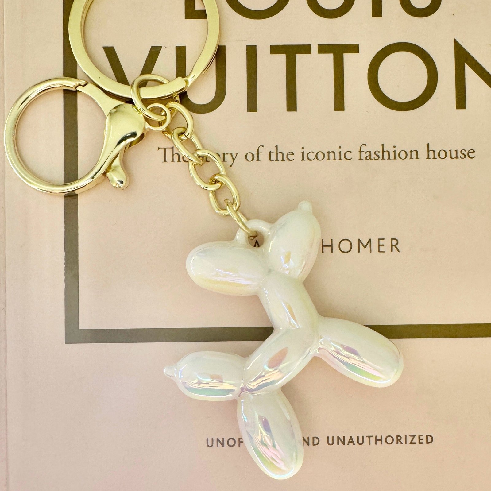 Cream Balloon Dog Keyring