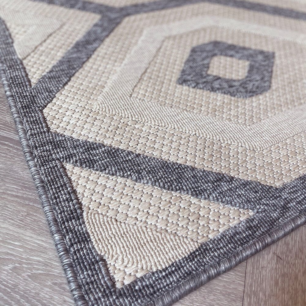 Hatfield Cream & Grey Geometric Indoor / Outdoor Rug