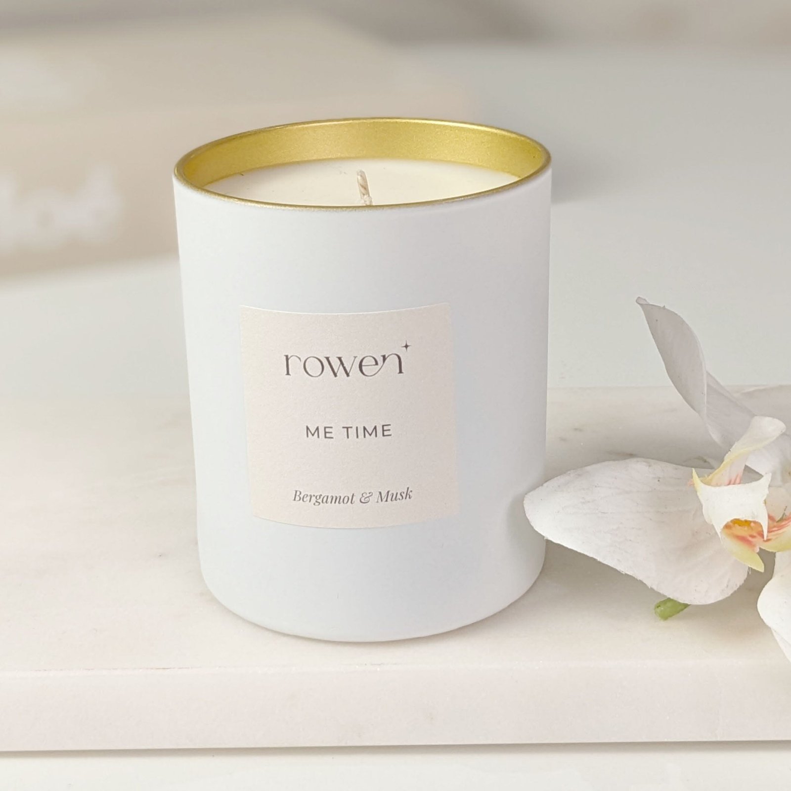Me Time White & Gold Scented Candle - Bergamot & Musk