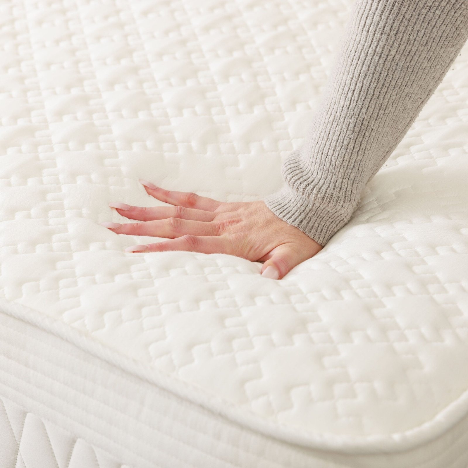 Plume Hybrid Memory Foam Mattress